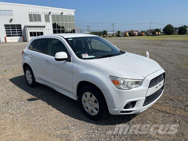 Mitsubishi RVR 自動車