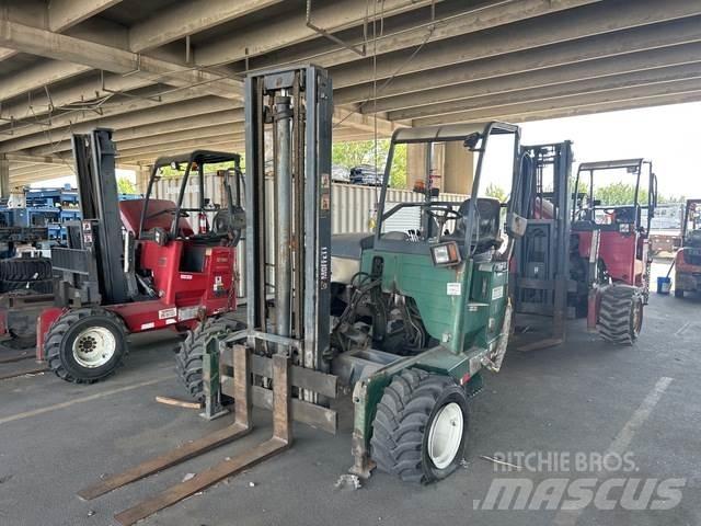 Moffett M55 トラック積載用フォークリフト