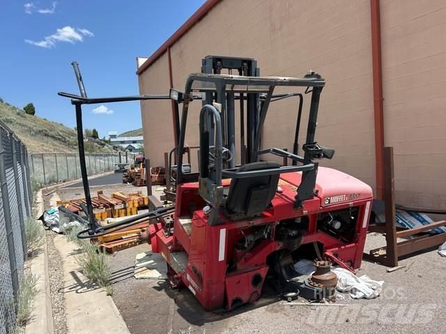 Moffett M55.4 トラック積載用フォークリフト