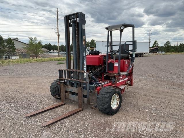 Moffett M5500 トラック積載用フォークリフト