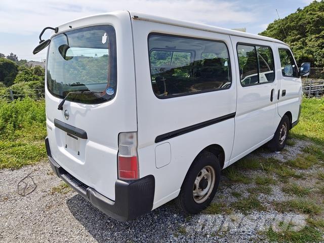 Nissan CARAVAN マイクロバス