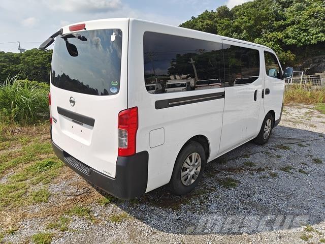 Nissan CARAVAN 建設機械 -　その他