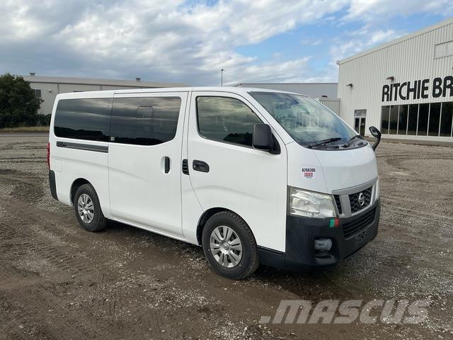 Nissan Caravan マイクロバス