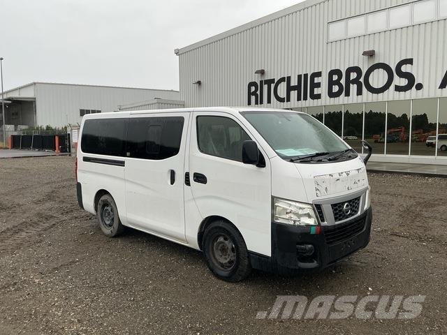 Nissan Caravan マイクロバス