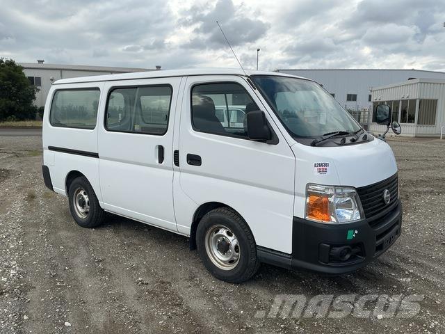 Nissan Caravan マイクロバス