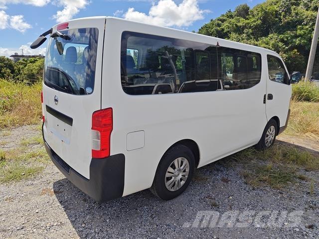 Nissan Caravan マイクロバス