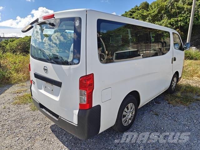 Nissan Caravan マイクロバス