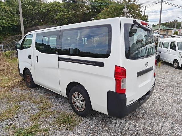 Nissan Caravan マイクロバス