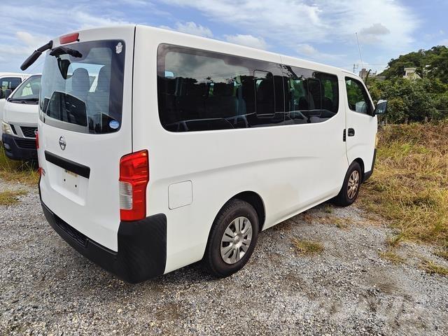 Nissan Caravan マイクロバス