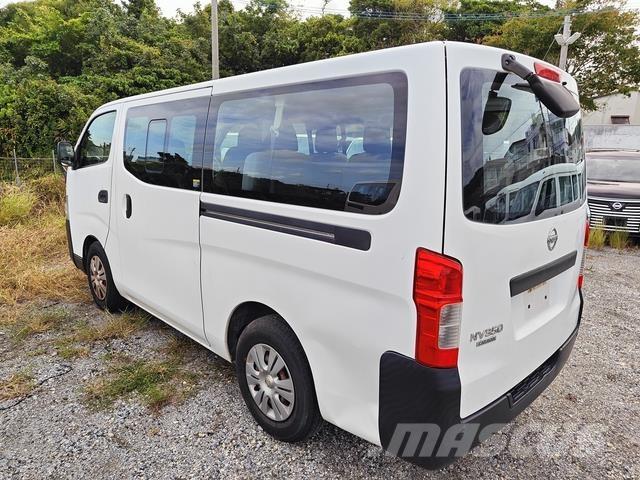 Nissan Caravan マイクロバス