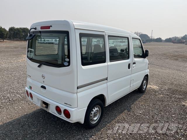Nissan CLIPPER 自動車