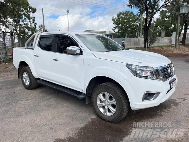 Nissan Navara ピックアップ／ドロップサイド