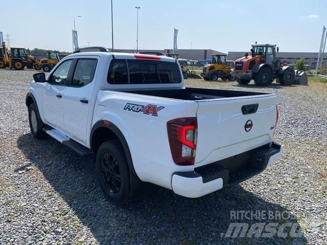 Nissan Navara その他