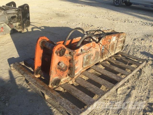 NPK GH-9 ハンマー／ブレーカ