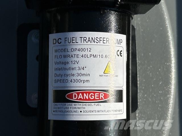  Olsen DD200 燃料タンクと添加剤用タンク