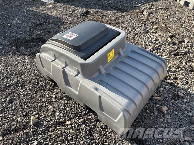  Olsen DD200 燃料タンクと添加剤用タンク