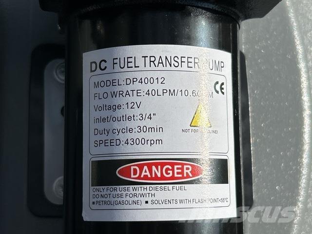  Olsen DD500 燃料タンクと添加剤用タンク