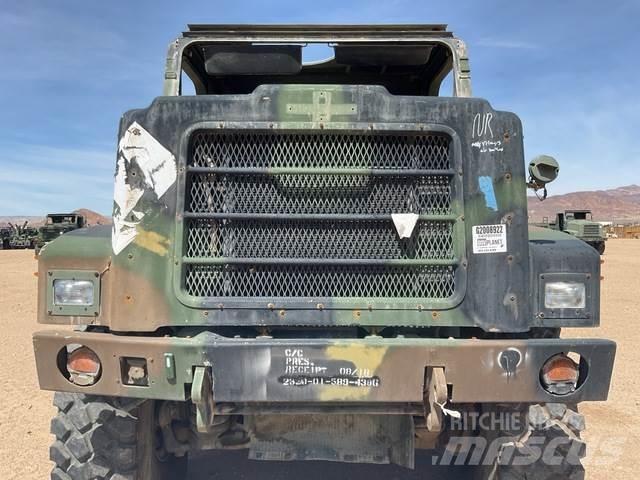 Oshkosh  ボックスボディー、ウイング、箱車
