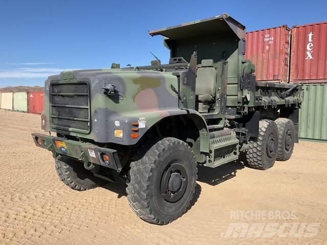 Oshkosh AMK29A1 ダンプ