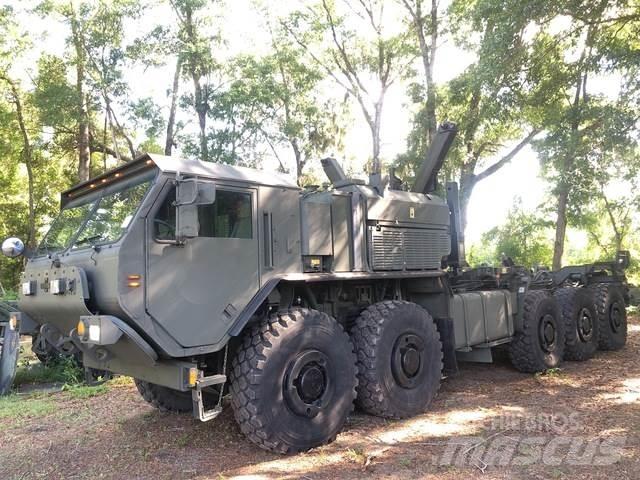Oshkosh LVSR その他トラック