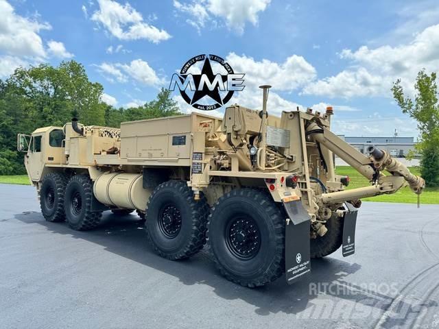 Oshkosh M984E1 レッカー車