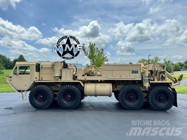Oshkosh M984E1 レッカー車