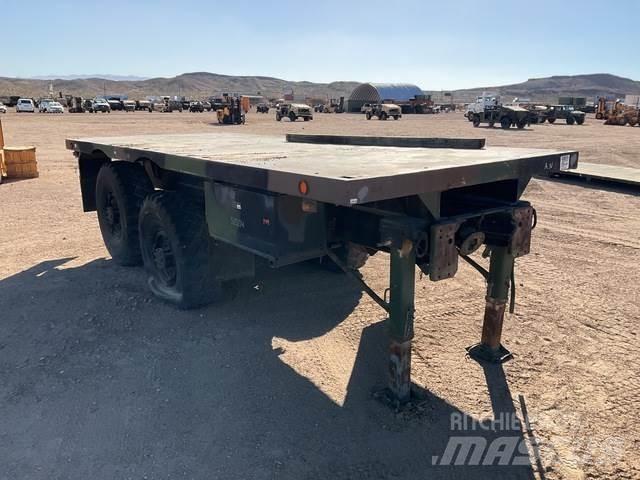 Oshkosh MK14 フラットベッド／ドロップサイドトレーラー