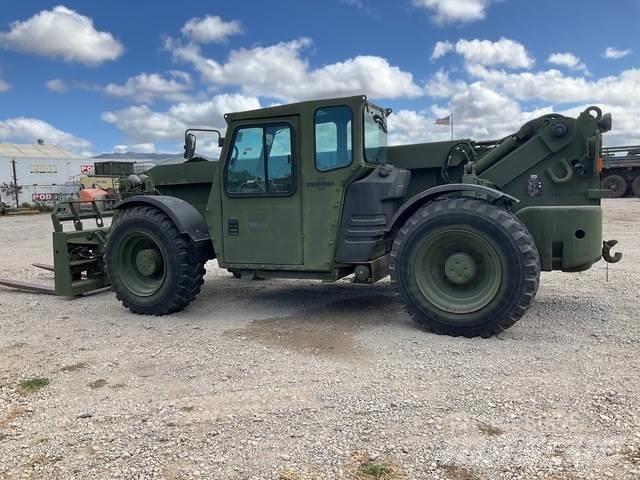 Oshkosh MMV 3 テレスコーピックハンドラー