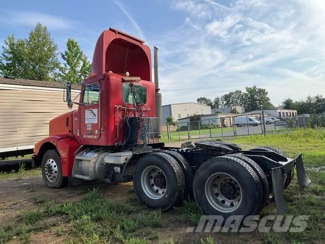 Peterbilt  中古トラクターヘッド | トレーラーヘッド