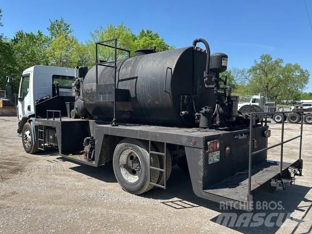 Peterbilt 220 その他トラック