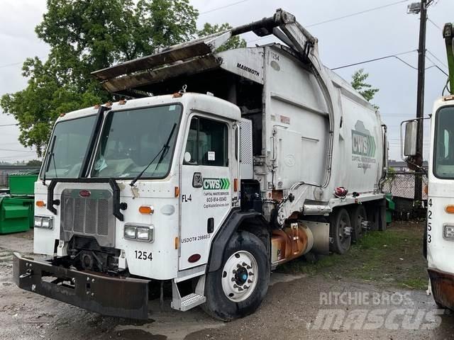 Peterbilt 320 塵芥車、パッカー車
