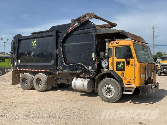Peterbilt 320 塵芥車、パッカー車