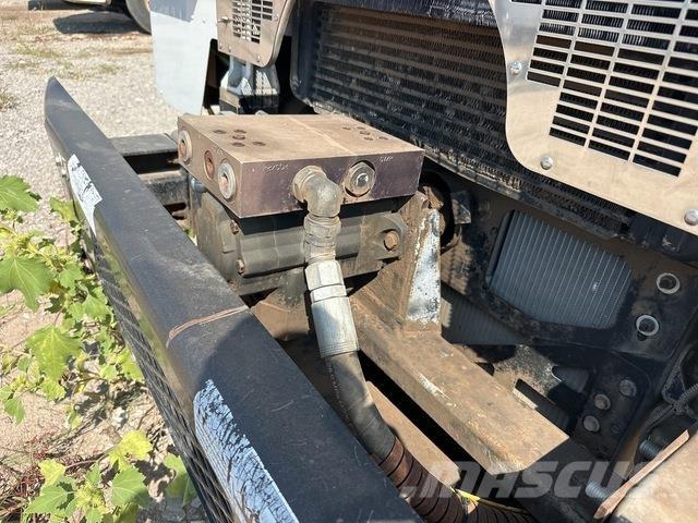 Peterbilt 320 塵芥車、パッカー車