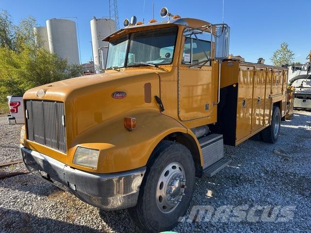 Peterbilt 330 多目的／汎用車両