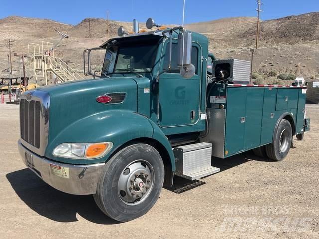 Peterbilt 335 多目的／汎用車両
