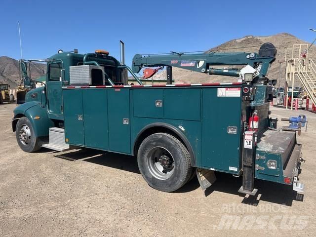 Peterbilt 335 多目的／汎用車両