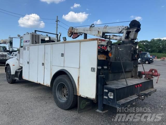 Peterbilt 335 多目的／汎用車両