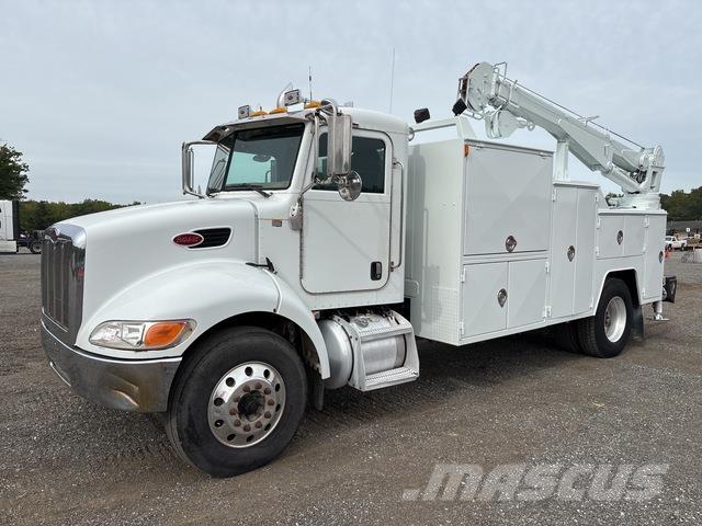 Peterbilt 335 多目的／汎用車両