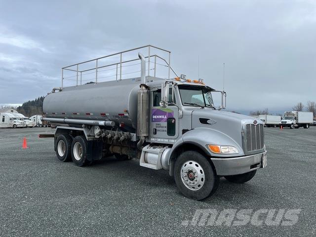 Peterbilt 335 タンカートラック