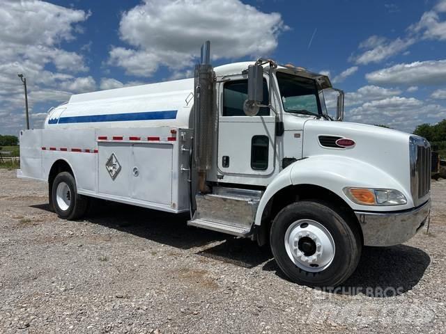 Peterbilt 337 タンカートラック