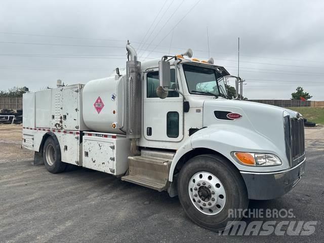 Peterbilt 337 タンカートラック