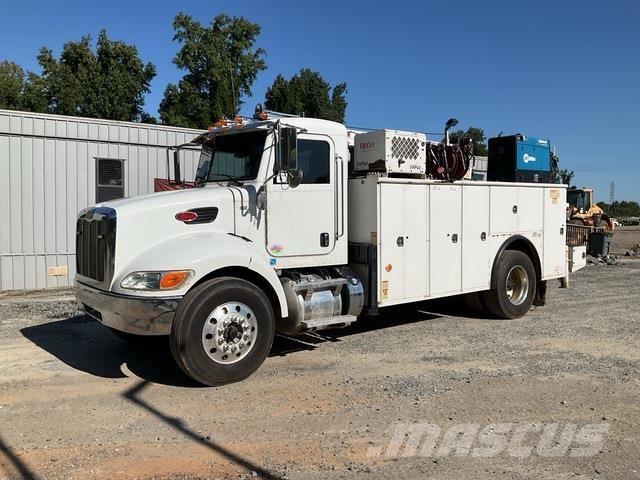 Peterbilt 337 多目的／汎用車両