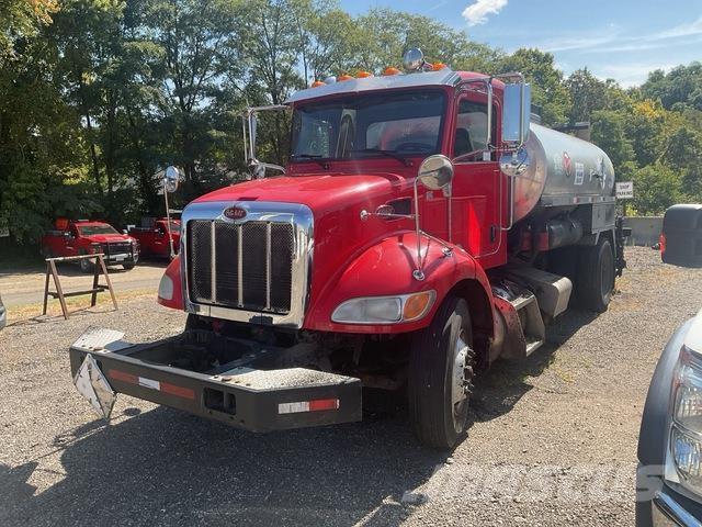Peterbilt 337 ミキサー車