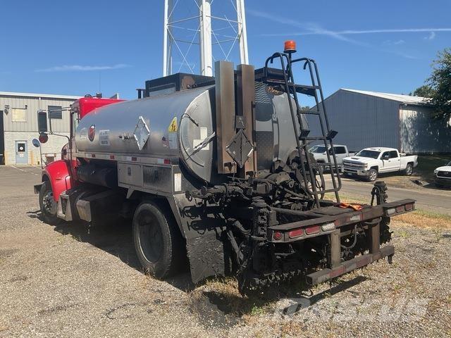 Peterbilt 337 ミキサー車