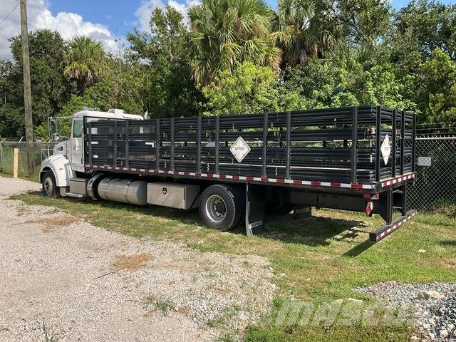 Peterbilt 337 平ボディー