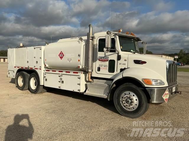 Peterbilt 348 タンカートラック