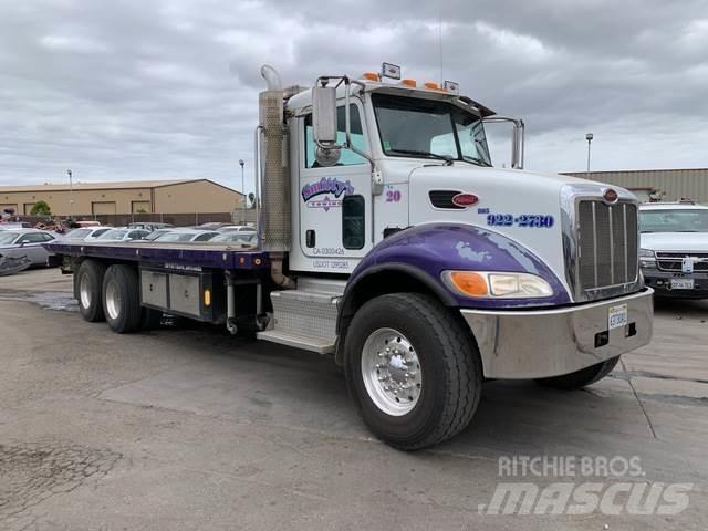 Peterbilt 348 レッカー車