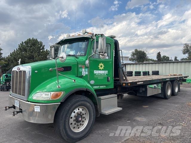 Peterbilt 348 レッカー車
