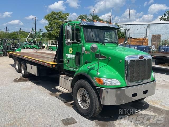 Peterbilt 348 レッカー車