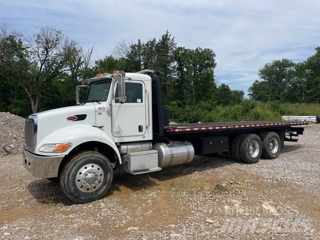 Peterbilt 348 レッカー車